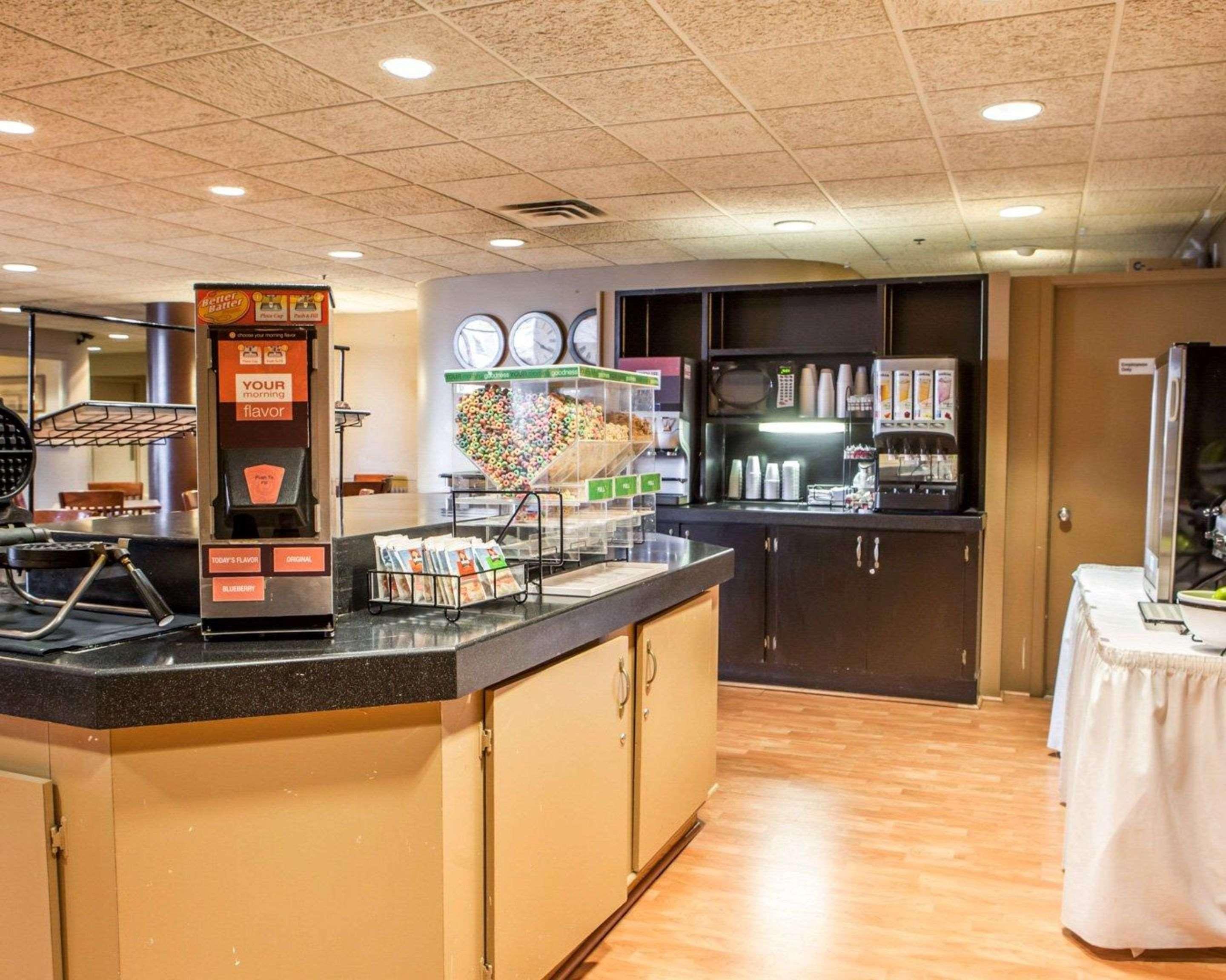 Quality Inn & Suites Orland Park - Chicago Exterior photo