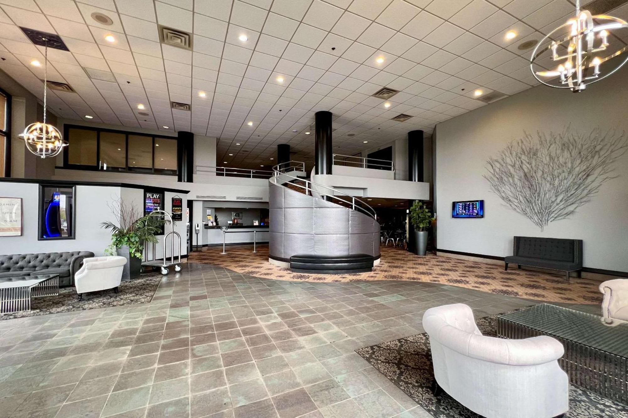 Quality Inn & Suites Orland Park - Chicago Exterior photo