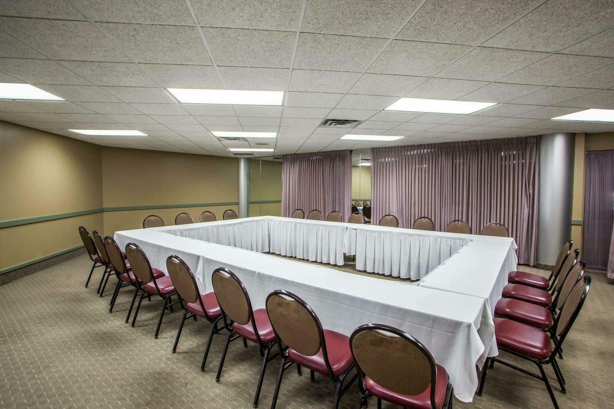 Quality Inn & Suites Orland Park - Chicago Exterior photo